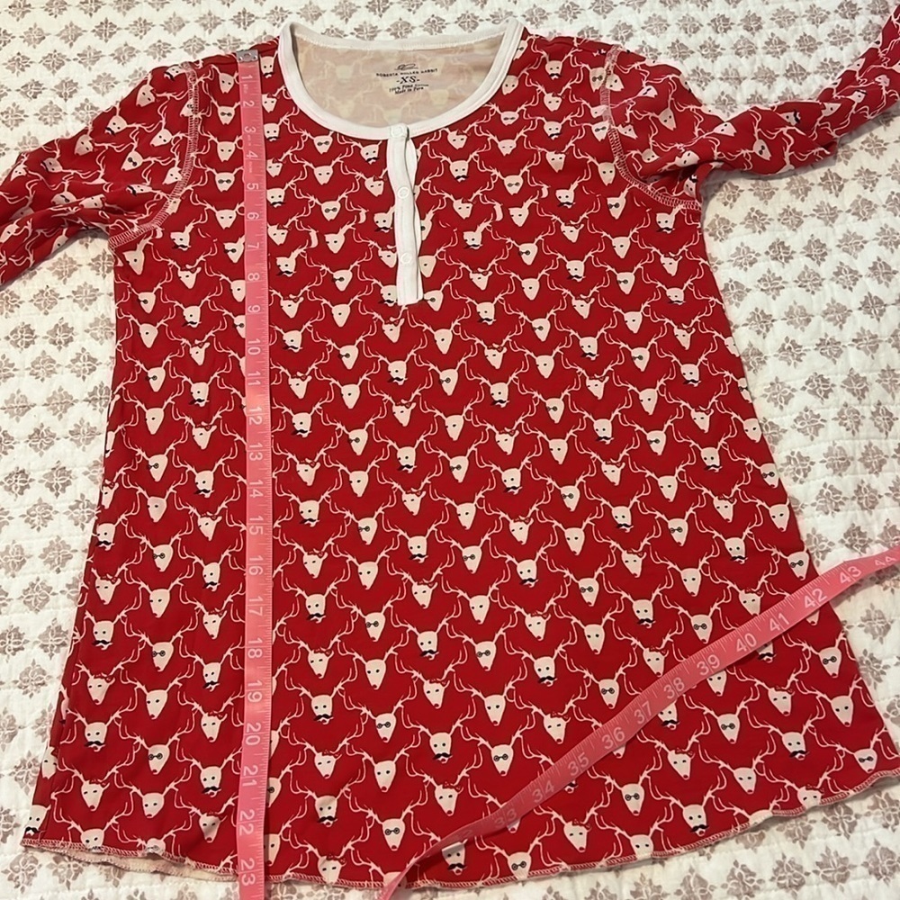 Roberta Roller Rabbit 100% Pima Cotton Red Mustache Deer Print Reindeer Top XS - Picture 9 of 9